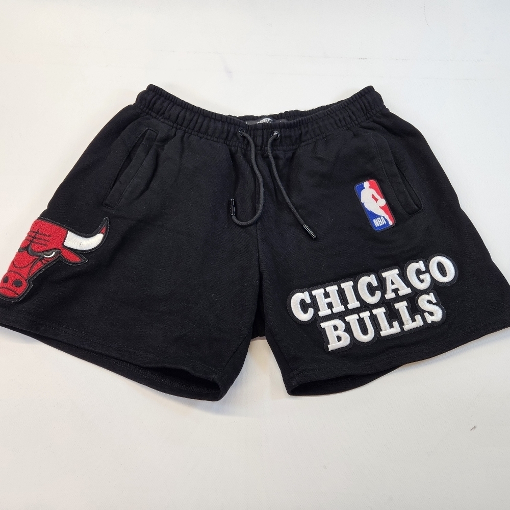 Original Vintage 80s/90s Jordan Era Chicago Bulls Basketball Cotton Shorts Med